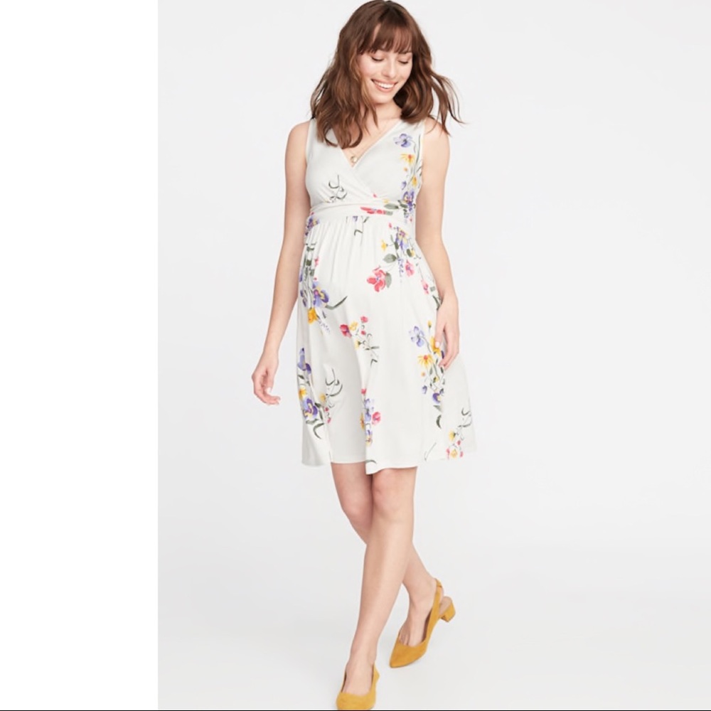 Old Navy Maternity Waist-Defined Jersey Dress